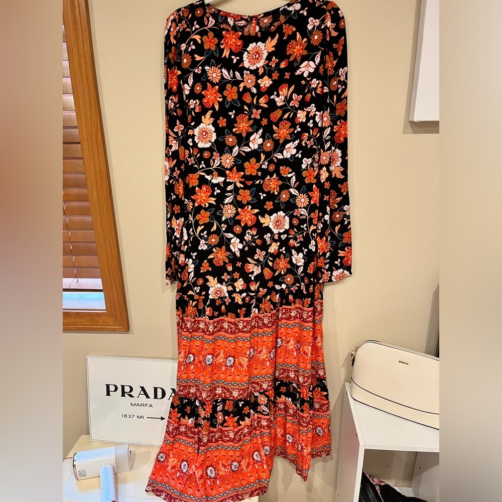 Multi pattern dress - Picture 3 of 4